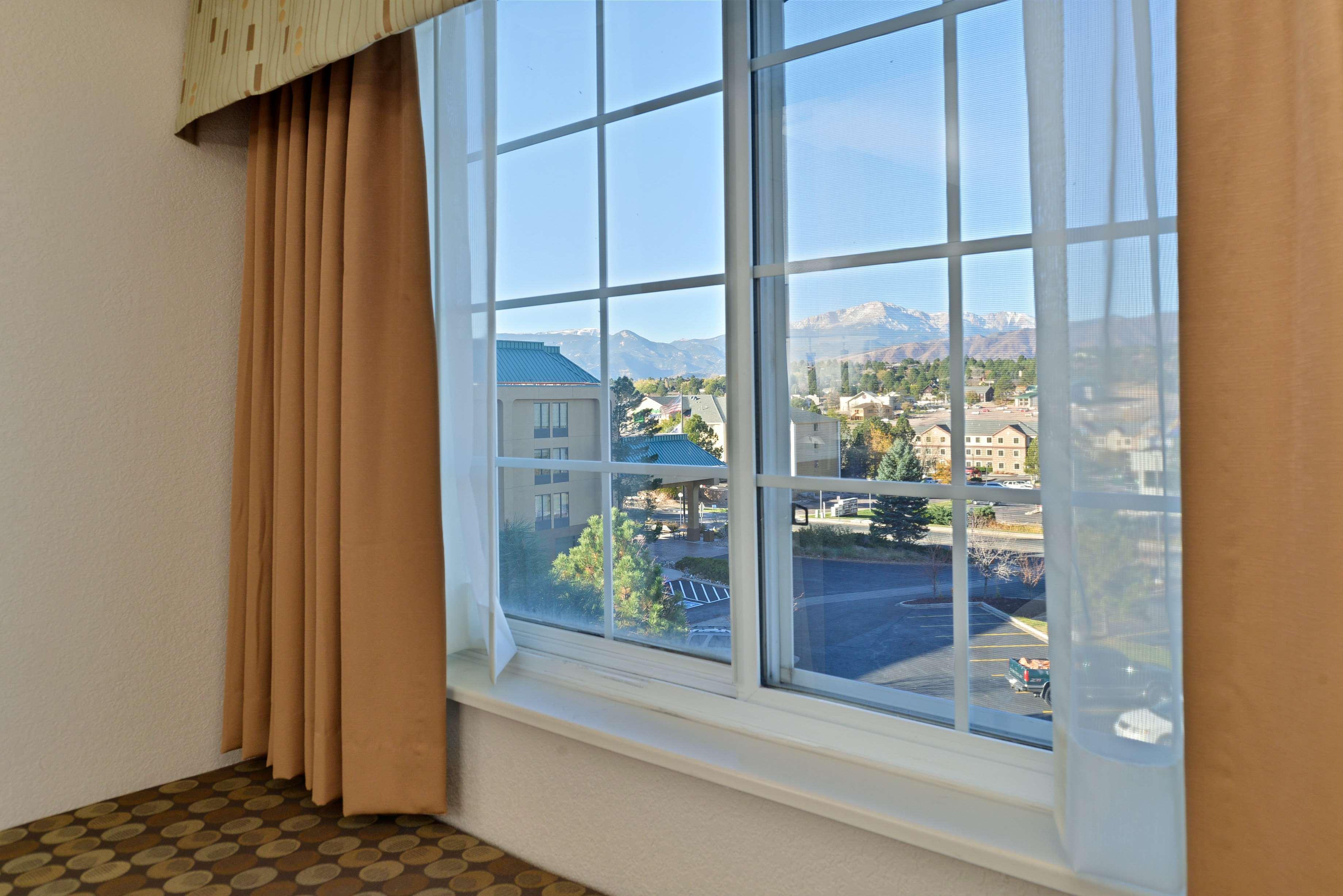 Best Western Plus Peak Vista Inn & Suites Colorado Springs Exteriér fotografie
